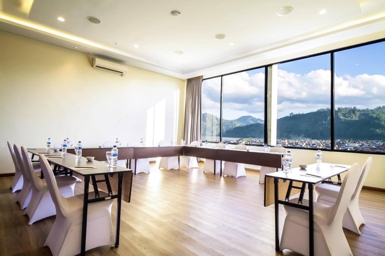 Parkside Gayo Petro Hotel Takengon Екстериор снимка