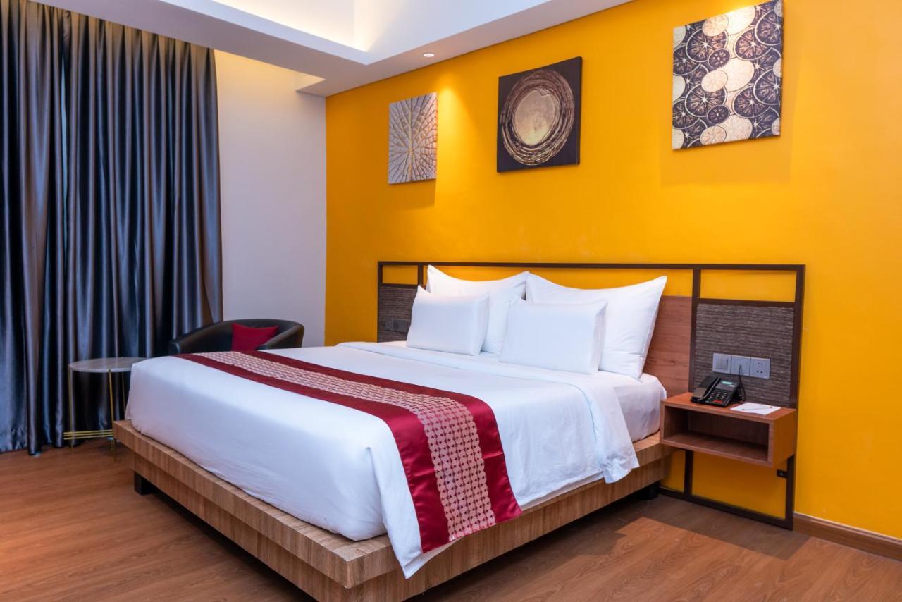 Parkside Gayo Petro Hotel Takengon Екстериор снимка