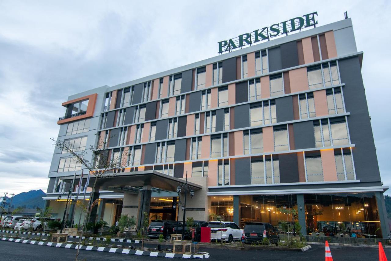 Parkside Gayo Petro Hotel Takengon Екстериор снимка